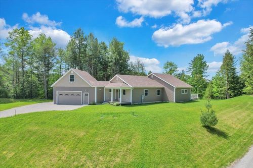 49 Hemlock Cir, Jericho, VT, 05465-3207 | Card Image