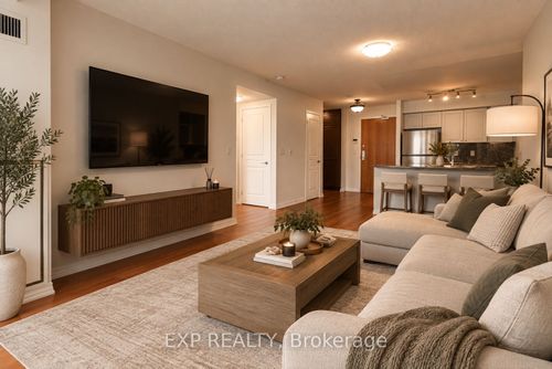 909-1403 Royal York Rd, Etobicoke, ON, M9P0A1 | Card Image