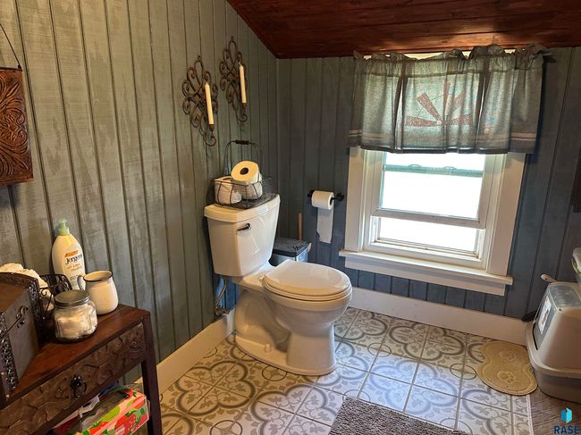 44415 Us Highway 18, House other with 3 bedrooms, 2 bathrooms and null parking in Freeman SD | Image 63