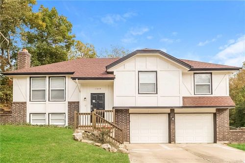 11416 E 69th St, Raytown, MO, 64133-6108 | Card Image