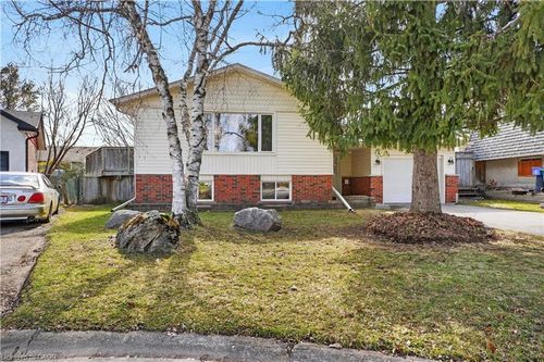 309 Daleside Pl, Waterloo, ON, N2L5M4 | Card Image