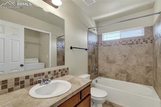 2601 Lynbarton Pt, Townhouse with 3 bedrooms, 3 bathrooms and 1 parking in Colorado Springs CO | Image 20