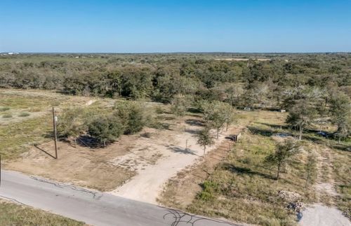 153 Puma St, Cedar Creek, TX, 78612-2078 | Card Image