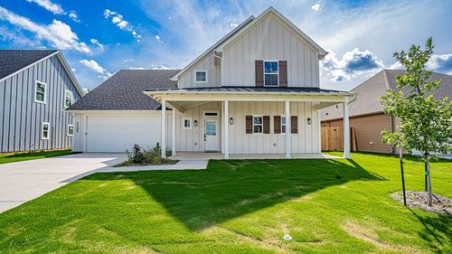 2204 Salina Cir, Granbury, TX, 76048 | Card Image
