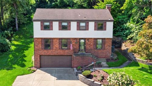 1024 Surrey Woods Rd, Bethel Park, PA, 15102-3750 | Card Image