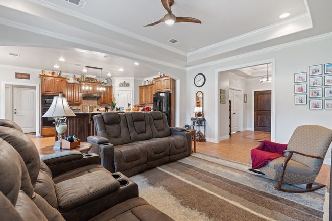 313 First Down Dash, House other with 4 bedrooms, 2 bathrooms and 6 parking in Burnet TX | Image 9