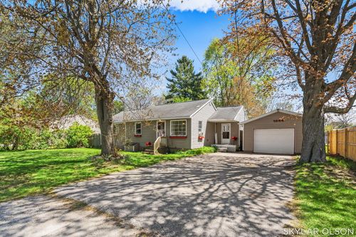 1244 Oaklea Street, Muskegon Charter Township, MI, 49442 | Card Image