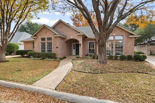 2833 Manorwood Trl, Fort Worth, TX, 76109-5559 | Card Image