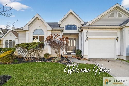 12 Wellington Pl, Monroe, NJ, 08831-2688 | Card Image