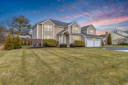 11 Lojko Dr, Nashua, NH, 03062-2295 | Card Image