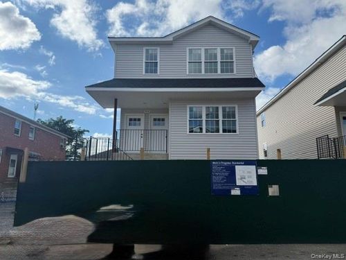 102-24 Dunton Court, New York, NY, 11414 | Card Image