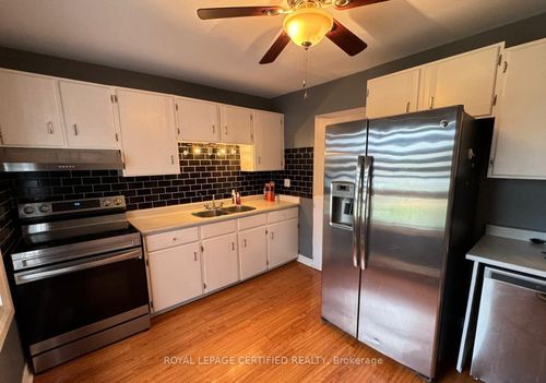 29 Greene Dr, Brampton, ON, L6V2P2 | Card Image