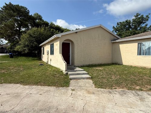7425 Villas Oak Ct, ORLANDO, FL, 32835-1071 | Card Image