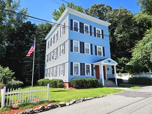 12 Hill Ave, Lincoln, RI, 02865-3011 | Card Image