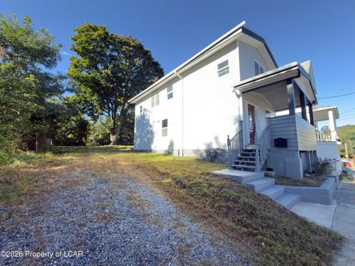 61 Johnson St, Wilkes Barre, PA, 18705-1729 | Card Image