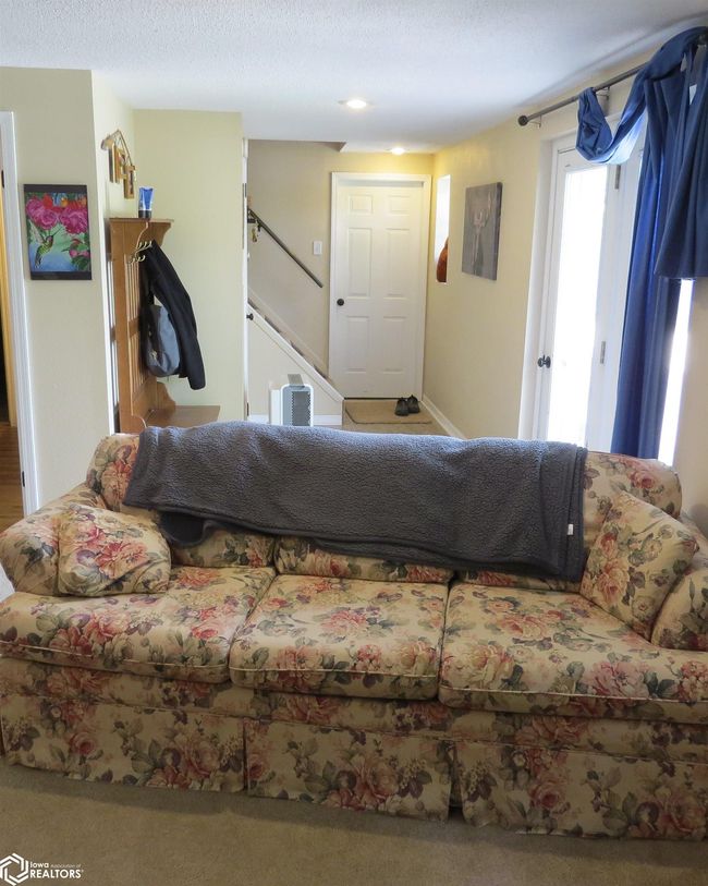 181 Center Point Dr, Home with 3 bedrooms, 2 bathrooms and 5 parking in Montezuma IA | Image 19