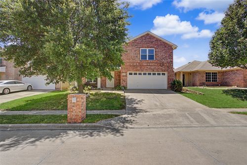 9941 Sparrow Hawk Ln, Fort Worth, TX, 76108-4330 | Card Image