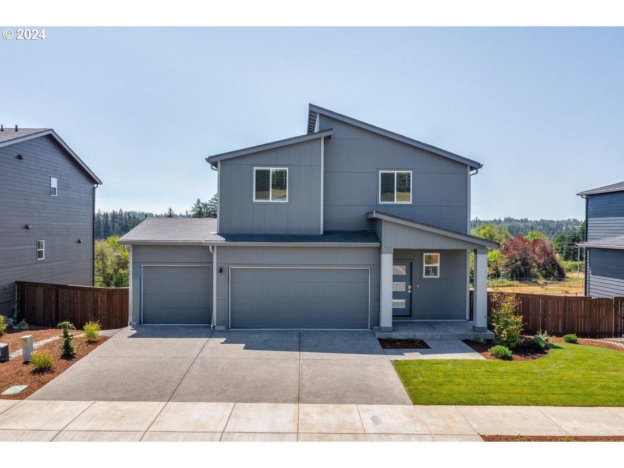 15th St, LA Center, WA 98629