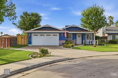 4012 Maris Ct, Bakersfield, CA, 93313-3582 | Card Image