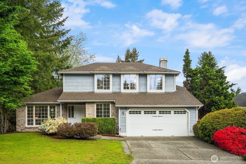 24346 Se 43rd Pl, Sammamish, WA, 98029-7541 | Card Image
