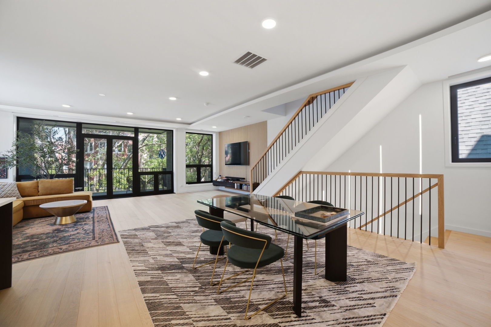 Residential Lease in Chicago 4
