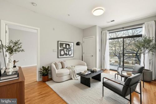 apt-201-8005 13th St, SILVER SPRING, MD, 20910-5831 | Card Image