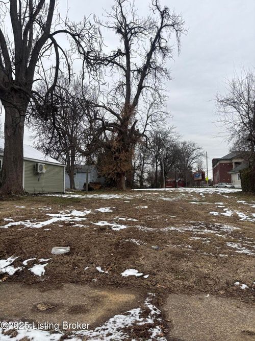 2515 Woodland Ave, Louisville, KY, 40210-1637 | Card Image