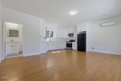 a-416 Sinclair Ave, Glendale, CA, 91206-2634 | Card Image