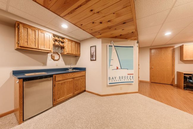 S75W17553 Harbor Circle, Condo with 2 bedrooms, 2 bathrooms and null parking in Muskego WI | Image 31