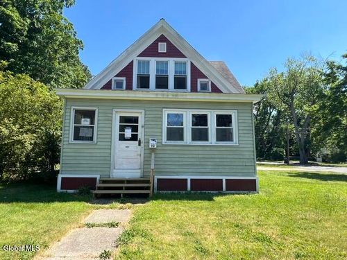 70 Seaman Ave, Castleton On Hudson, NY, 12033-1107 | Card Image