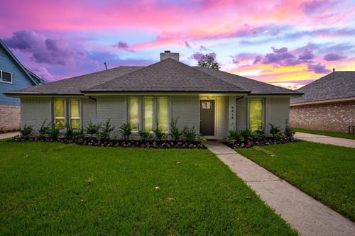 2818 Green Fields Dr, Sugar Land, TX, 77479-1803 | Card Image