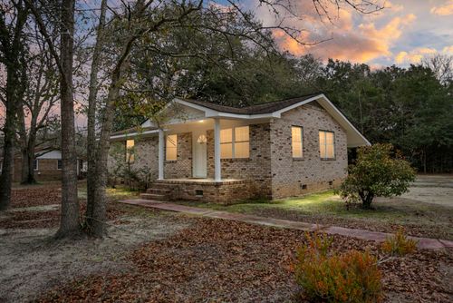 429 Sandhill Rd, Dorchester, SC, 29437-2527 | Card Image