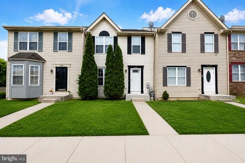 638 Villager Cir, BALTIMORE, MD, 21222-8800 | Card Image
