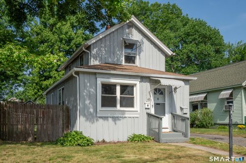 45 Moore Ave, East Hartford, CT, 06108-2550 | Card Image