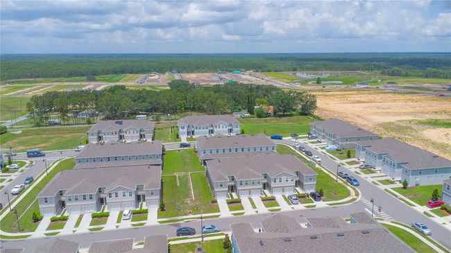 275 Blueberry Ln, Townhouse with 3 bedrooms, 2 bathrooms and null parking in DAVENPORT FL | Image 46