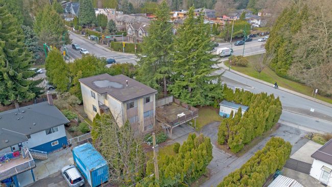 5920 Canada Way, House other with 6 bedrooms, 3 bathrooms and null parking in Burnaby BC | Image 6