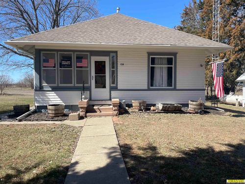 104 Clark St, Talmage, NE, 68448-3201 | Card Image