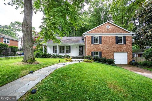 5904 Lenox Rd, BETHESDA, MD, 20817-6050 | Card Image