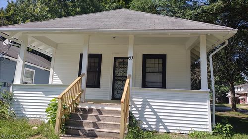 69 W Dalton St, Akron, OH, 44310-2035 | Card Image