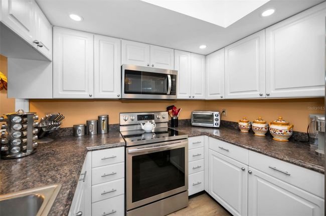Whirlpool package | Image 34