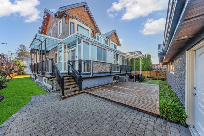 5337 Larch Street, House other with 6 bedrooms, 6 bathrooms and 3 parking in Vancouver BC | Image 28