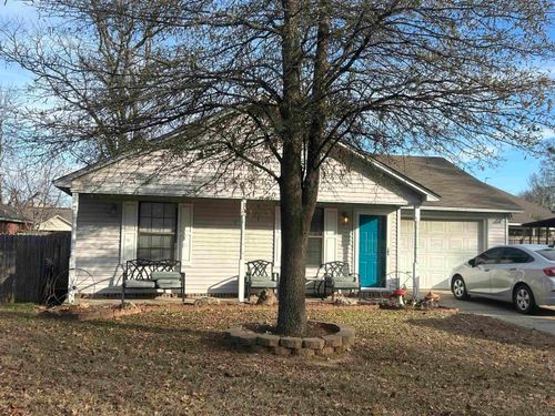 38 Hartwell Cir, Searcy, AR, 72143-5056 | Card Image