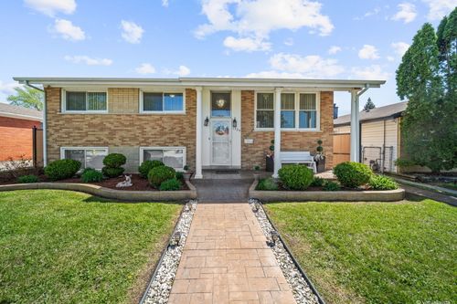 1329 Buffalo Ave, Calumet City, IL, 60409-5934 | Card Image