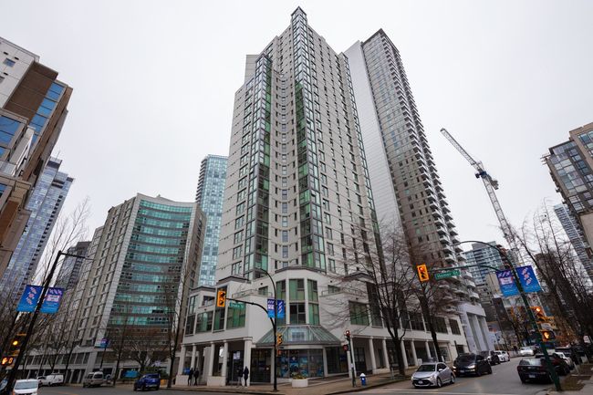 2307 - 1323 Homer Street, Condo with 1 bedrooms, 1 bathrooms and 1 parking in Vancouver BC | Image 3