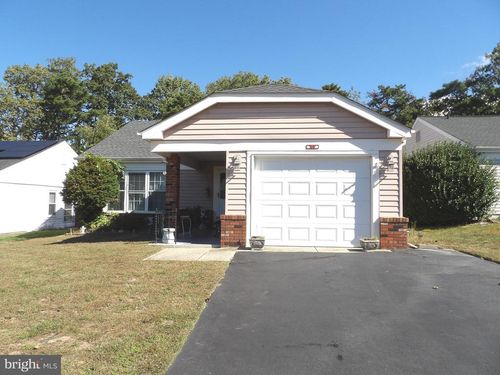 69 Buckingham Dr, Southampton, NJ, 08088-1103 | Card Image