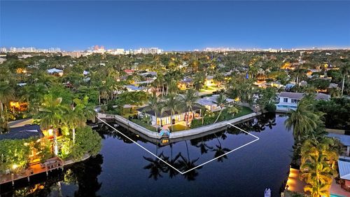 4051 Ne 16th Ave, Oakland Park, FL, 33334-5473 | Card Image