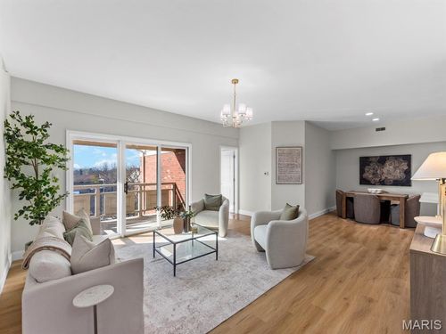 apt-41-526 Sarah Ln, Creve Coeur, MO, 63141-6950 | Card Image