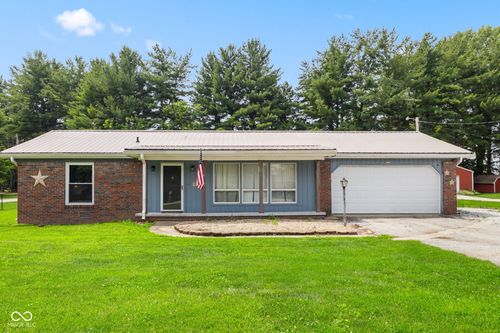 1532 Range Line Rd, Greencastle, IN, 46135-7835 | Card Image