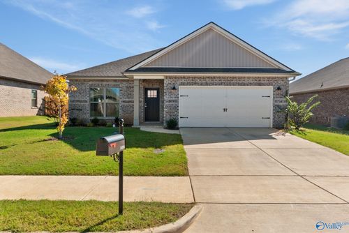 14896 Demarie Ln, Athens, AL, 35613-7682 | Card Image