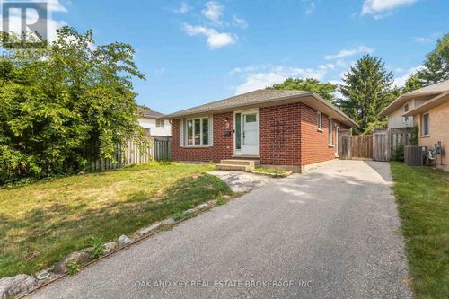 6 Weymouth Dr, London, ON, N5V4E7 | Card Image
